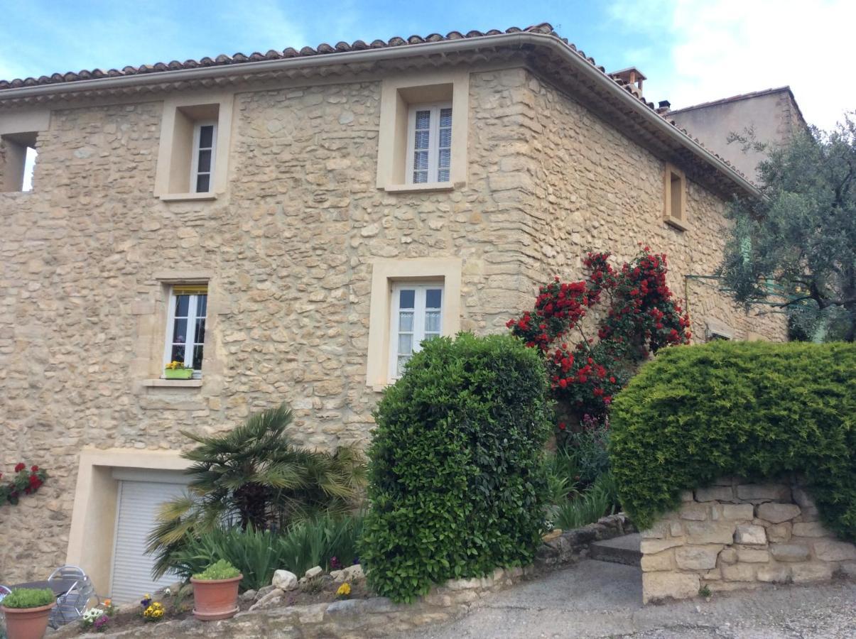 Les Conils - Gites Et Chambres D'Hotes Saint-Pierre-de-Vassols Exterior photo